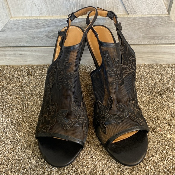 Kay Unger, Mesh & Floral Leather Black Sandals Heels Platform Sexy - Picture 2 of 12